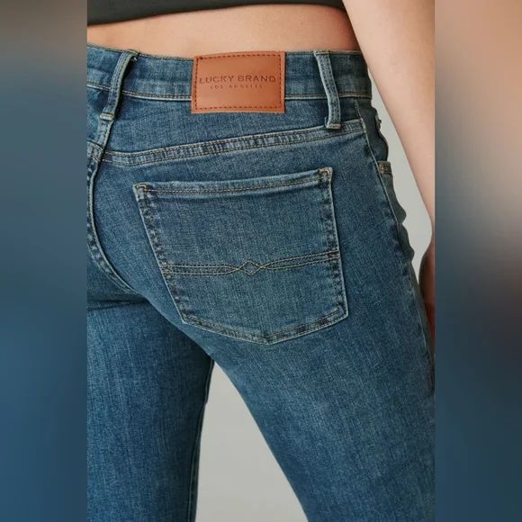 Lucky Brand sweet boot jeans 8/29r - Picture 6 of 16